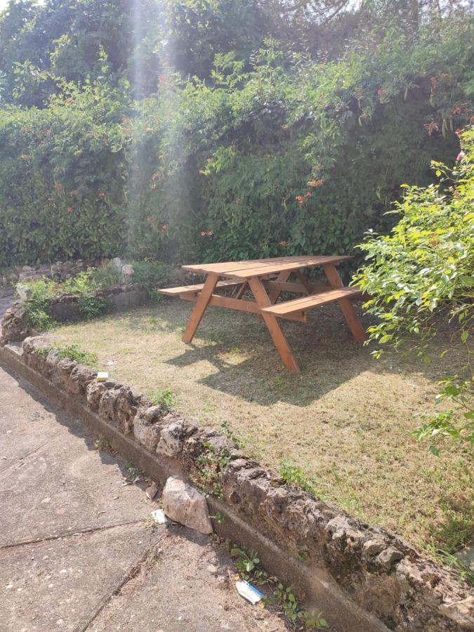 Hebergement De Trepeloup Alès Εξωτερικό φωτογραφία